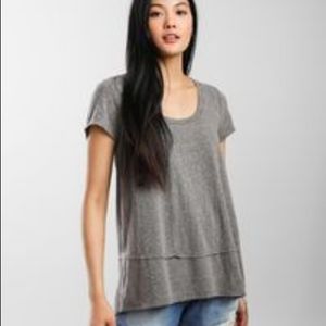 BKE Grey Washed Scoop Neck Shortsleeve Tee~Sz M Fashion Stitching @ Bottom Front